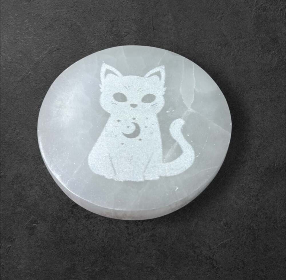 Selenite Aka Satin Spar Cat charging Plate 10cm